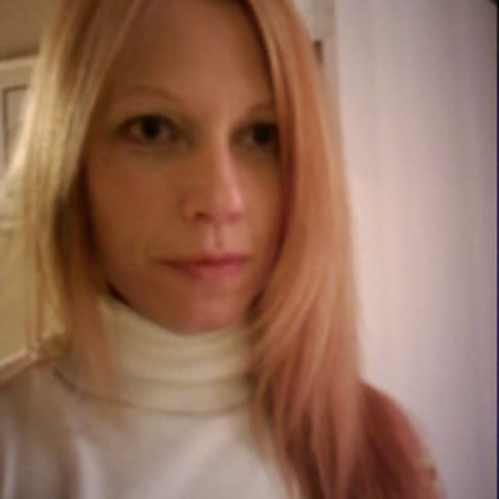 Meet your Posher, Lainie